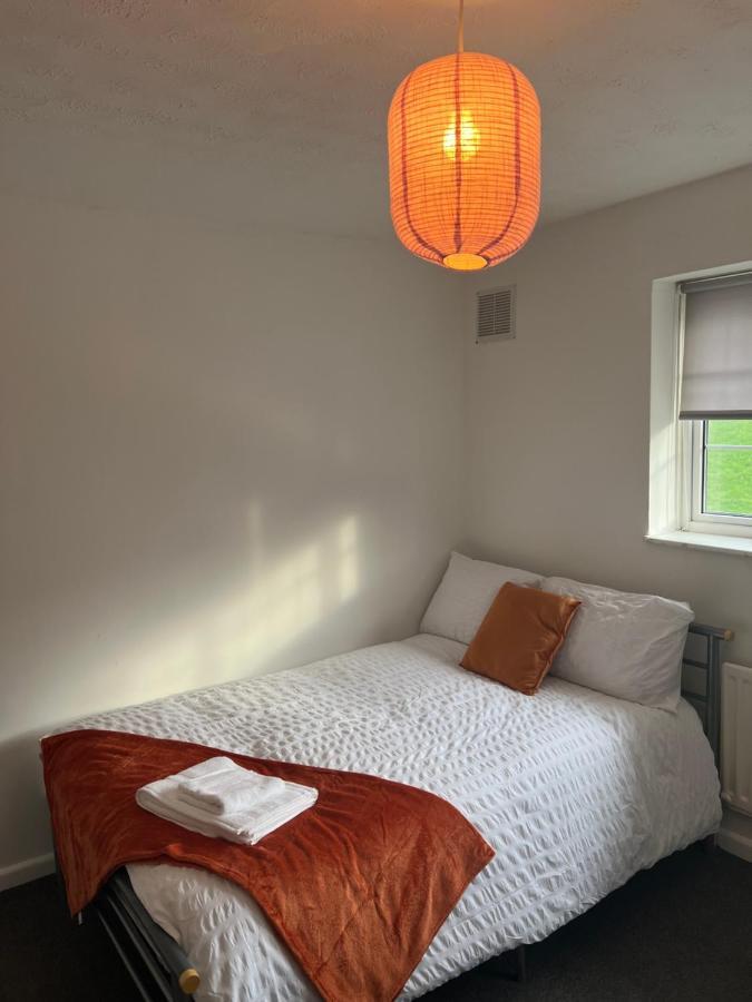The Coral Guest House 1 Mile From Winchester Market Exterior foto